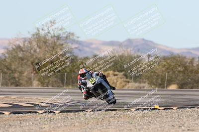 media/Dec-06-2025-CVMA (Sat) [[4a896cc04c]]/Race 8- Formula 40 MW and LW/